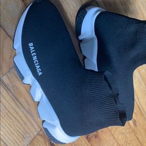 AUTHENTIC BALENCIAGA SNEAKERS